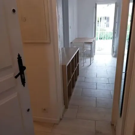 Port De Appartement Hyères